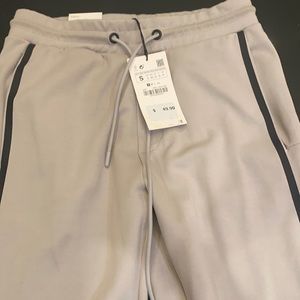 Brand new Zara sweatpants!!